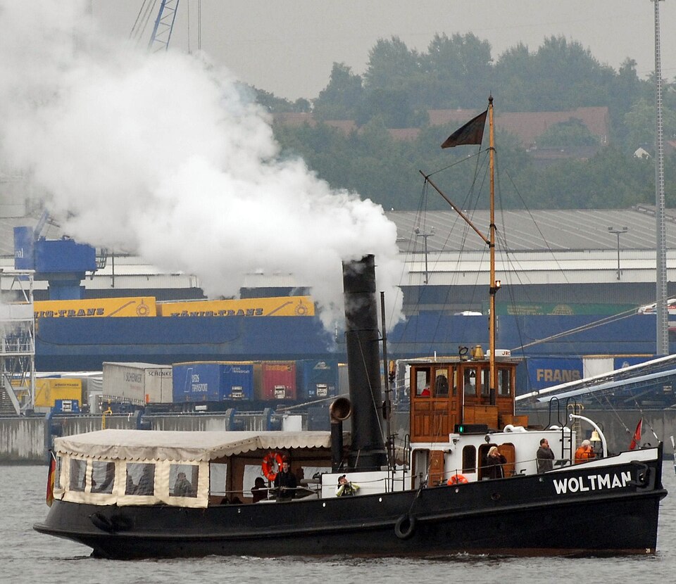 Dampfschiff