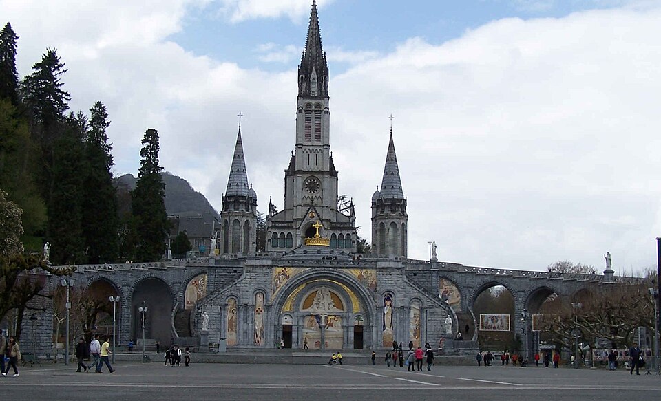 Rosenkranz-Basilika (Lourdes)
